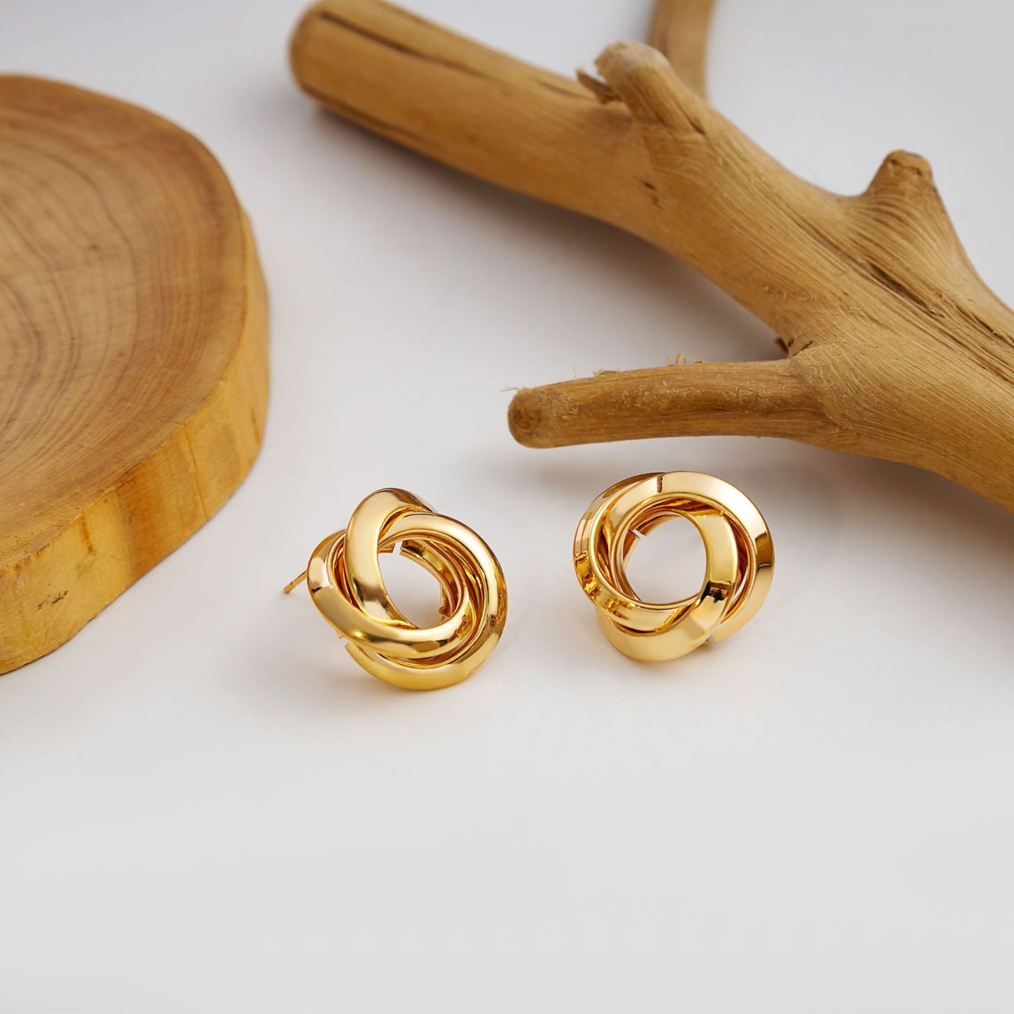 "GleamCore – Glazed Geometry Stud Set"
