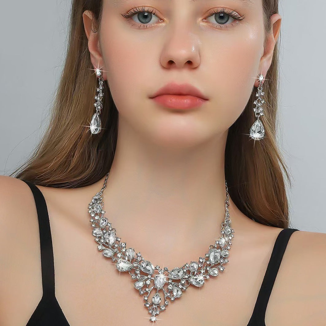 "Heart Drops – Polka Dot Charm Set"