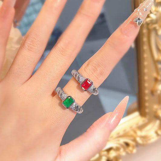 "Retro Rouge – Gemstone Statement Ring"