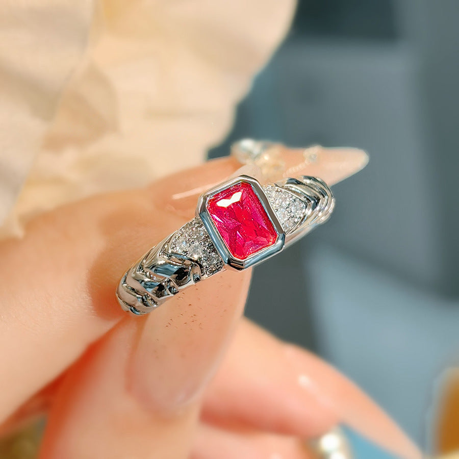 "Retro Rouge – Gemstone Statement Ring"