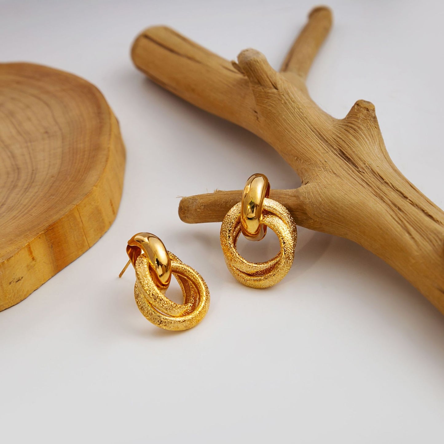 "GleamCore – Glazed Geometry Stud Set"