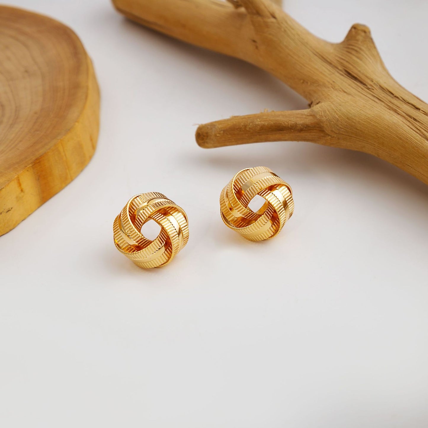 "GleamCore – Glazed Geometry Stud Set"